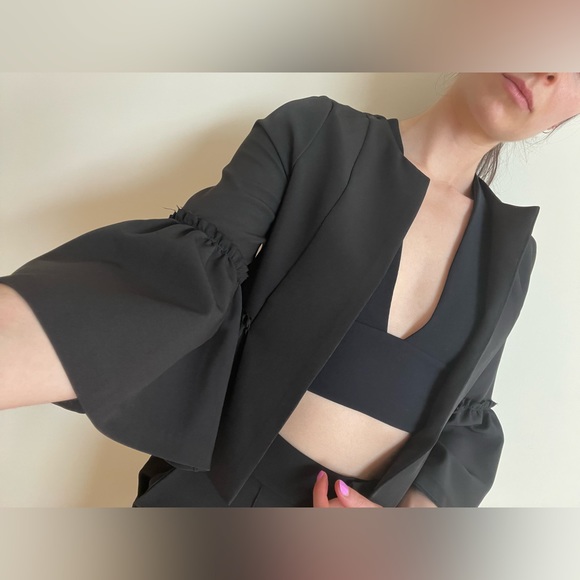 Formal Waistcoat - Bell Sleeves - Picture 4 of 12